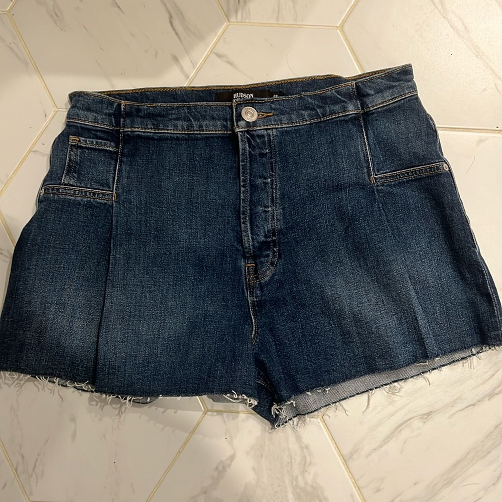 BNWT Hudson Denim Distressed Jean Shorts